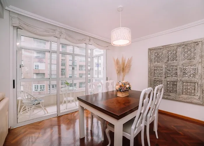 Espacio Luz En El Centro De By Apartment Vigo